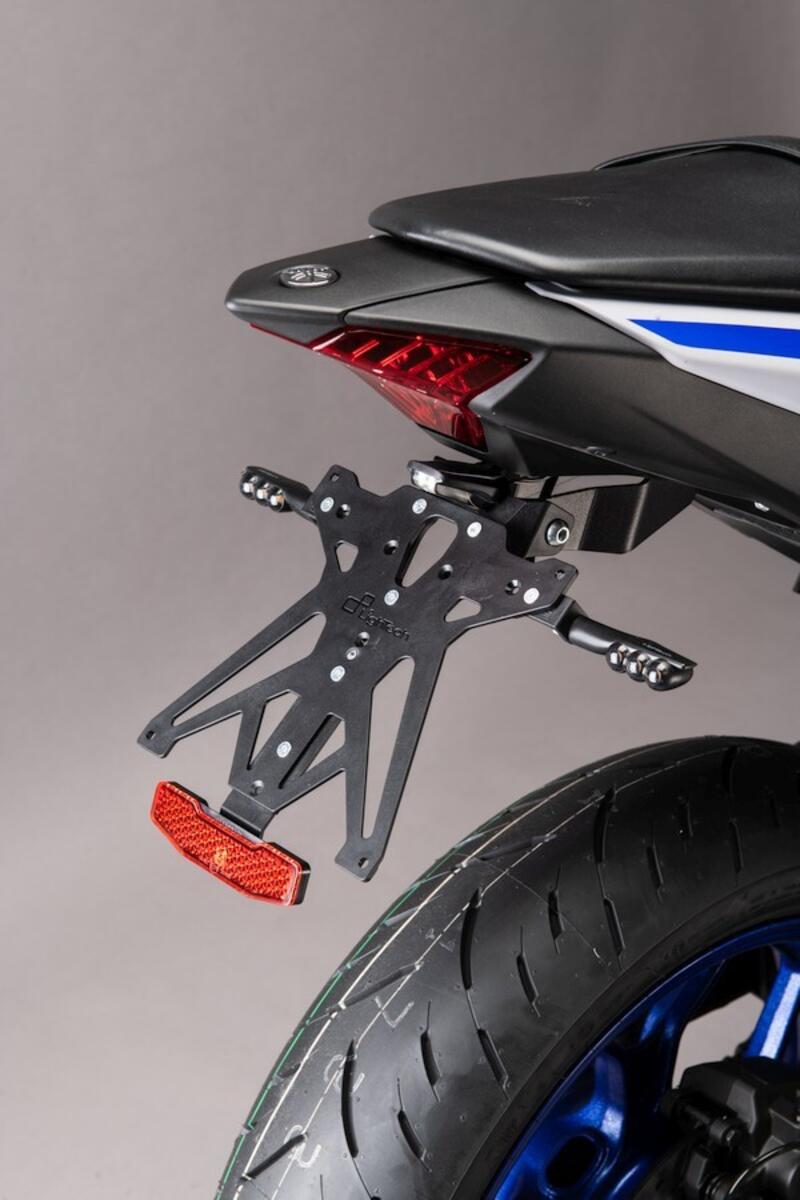 Porta Targa Regolabile per Yamaha A1